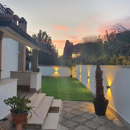 Il Sole Di Roma Villa Casal Palocco Buitenkant foto